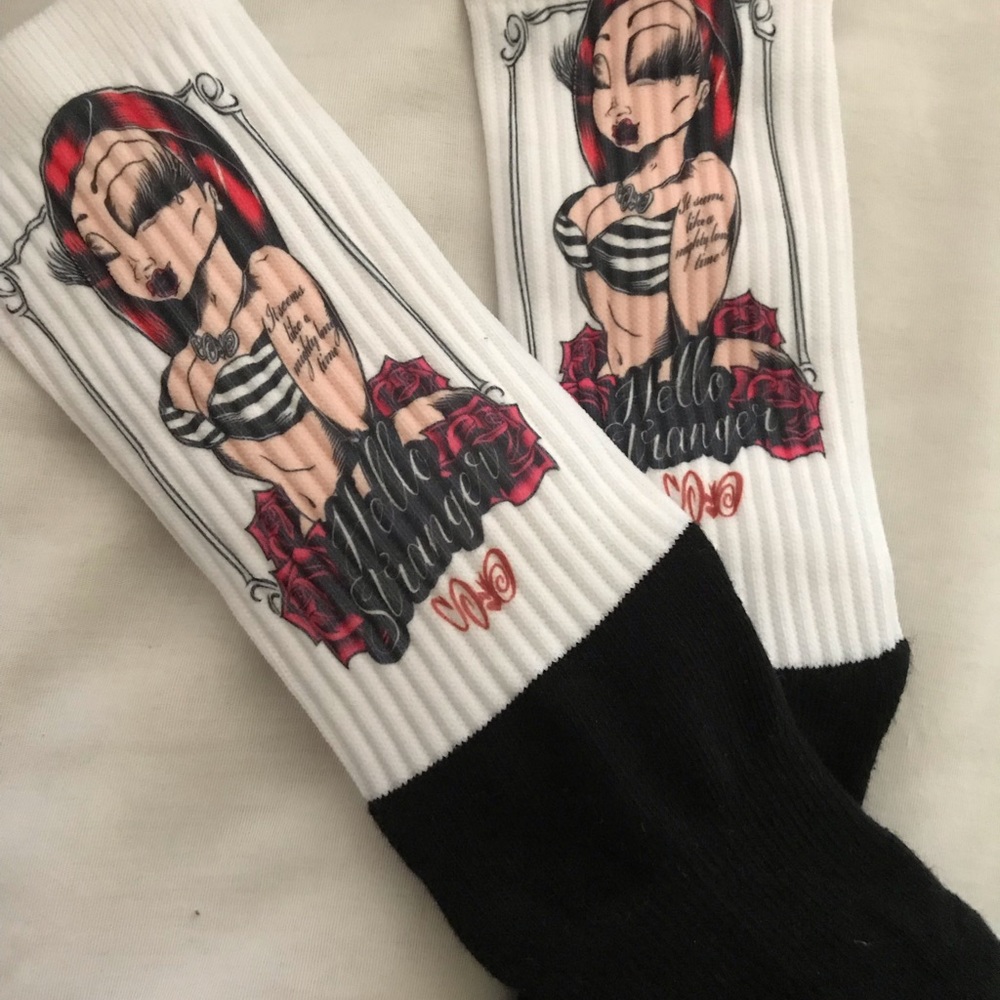 SANDONER HELLO STRANGER SOCKS NEW